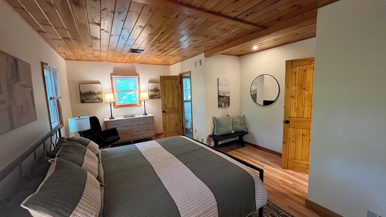 Photo of Bedroom in Huntingdon