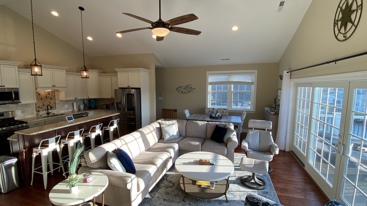 Photo of Livingroom in Keen-Wik On the Bay