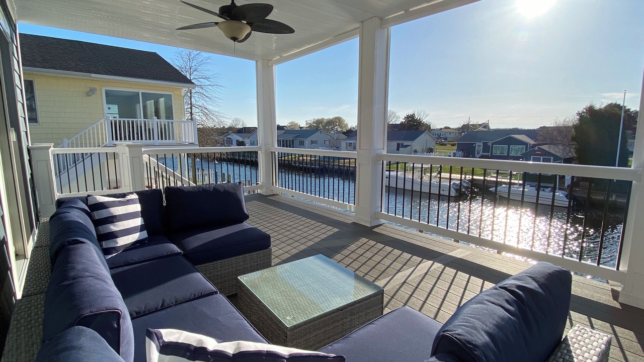 Photo of Patio Balcony in Keen-Wik On the Bay