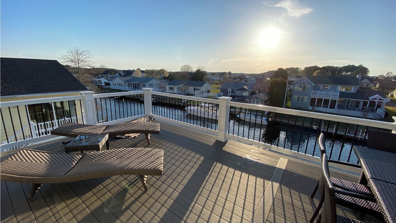 Photo of Patio Balcony in Keen-Wik On the Bay