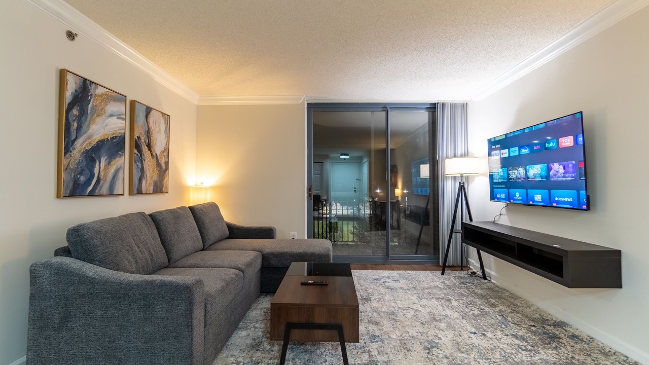 Photo of Livingroom in Pentagon City