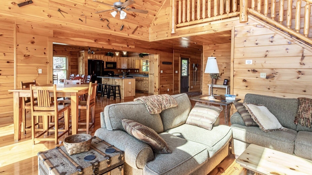 Photo of Livingroom in Jacksboro