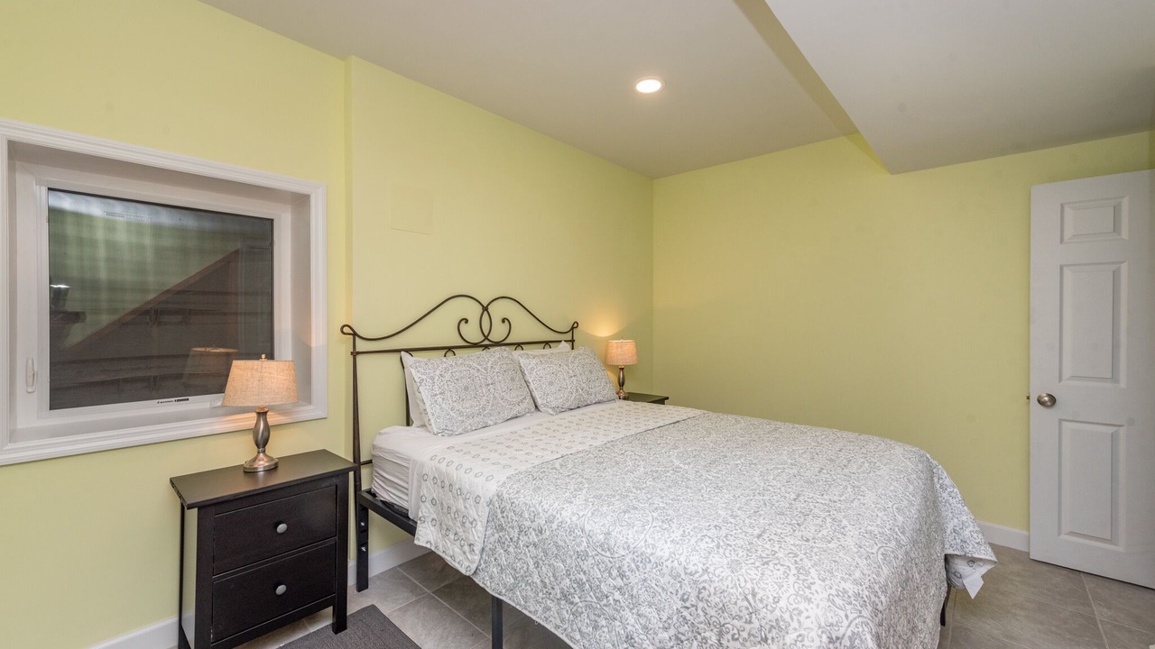 Photo of Bedroom in North Glade Hills