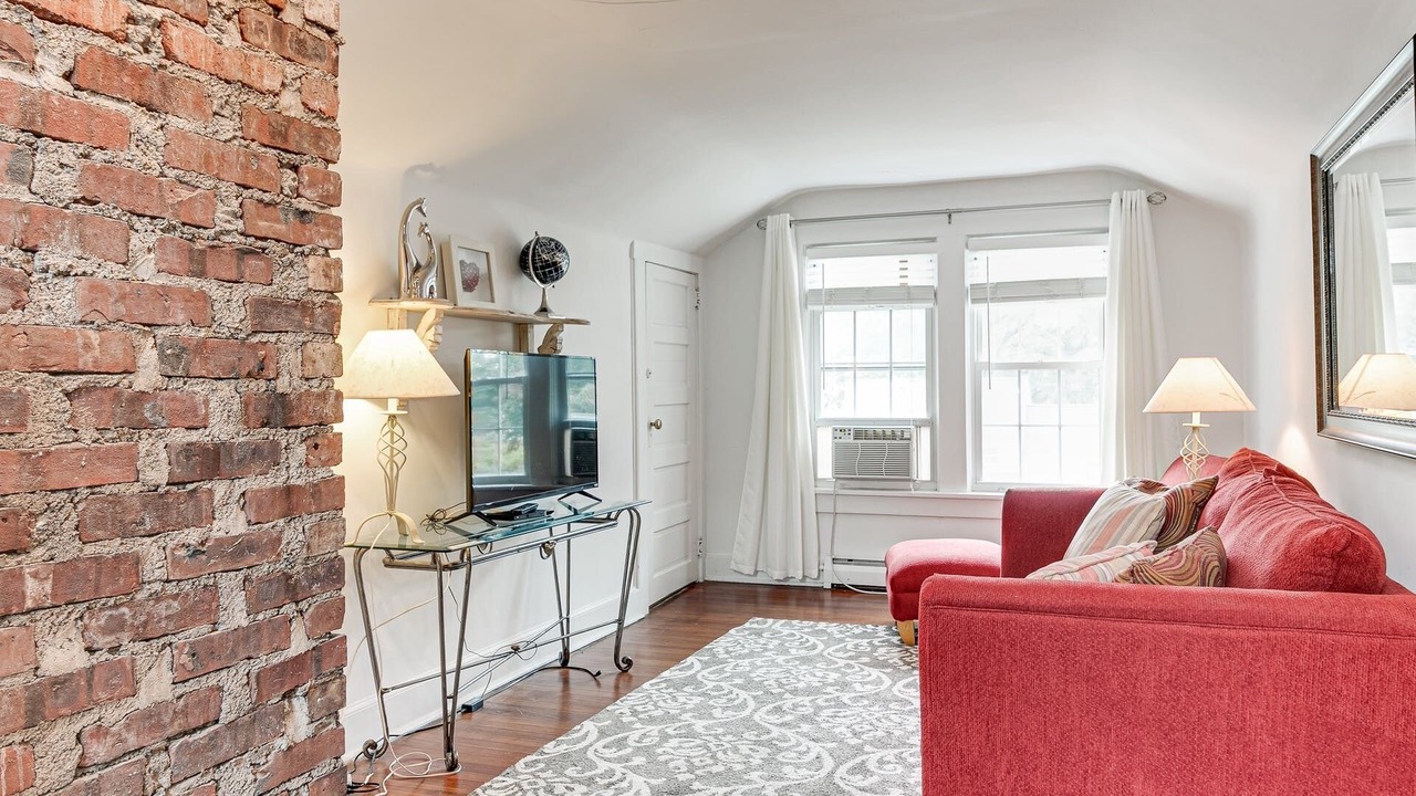 Photo of Livingroom in Summit