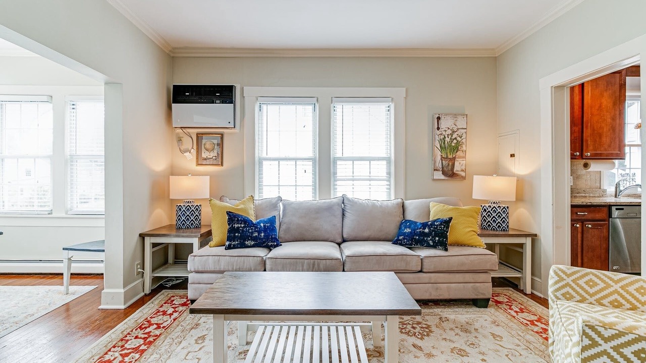 Photo of Livingroom in Summit