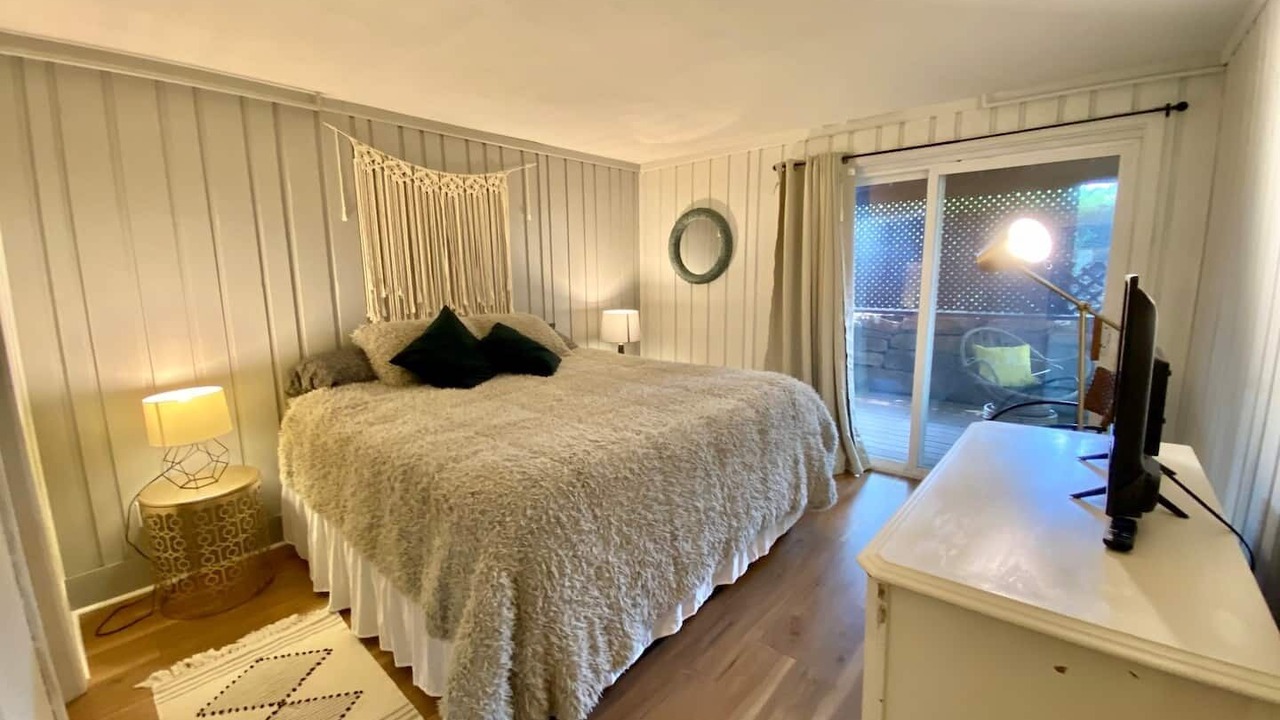 Photo of Bedroom in Indian Lake