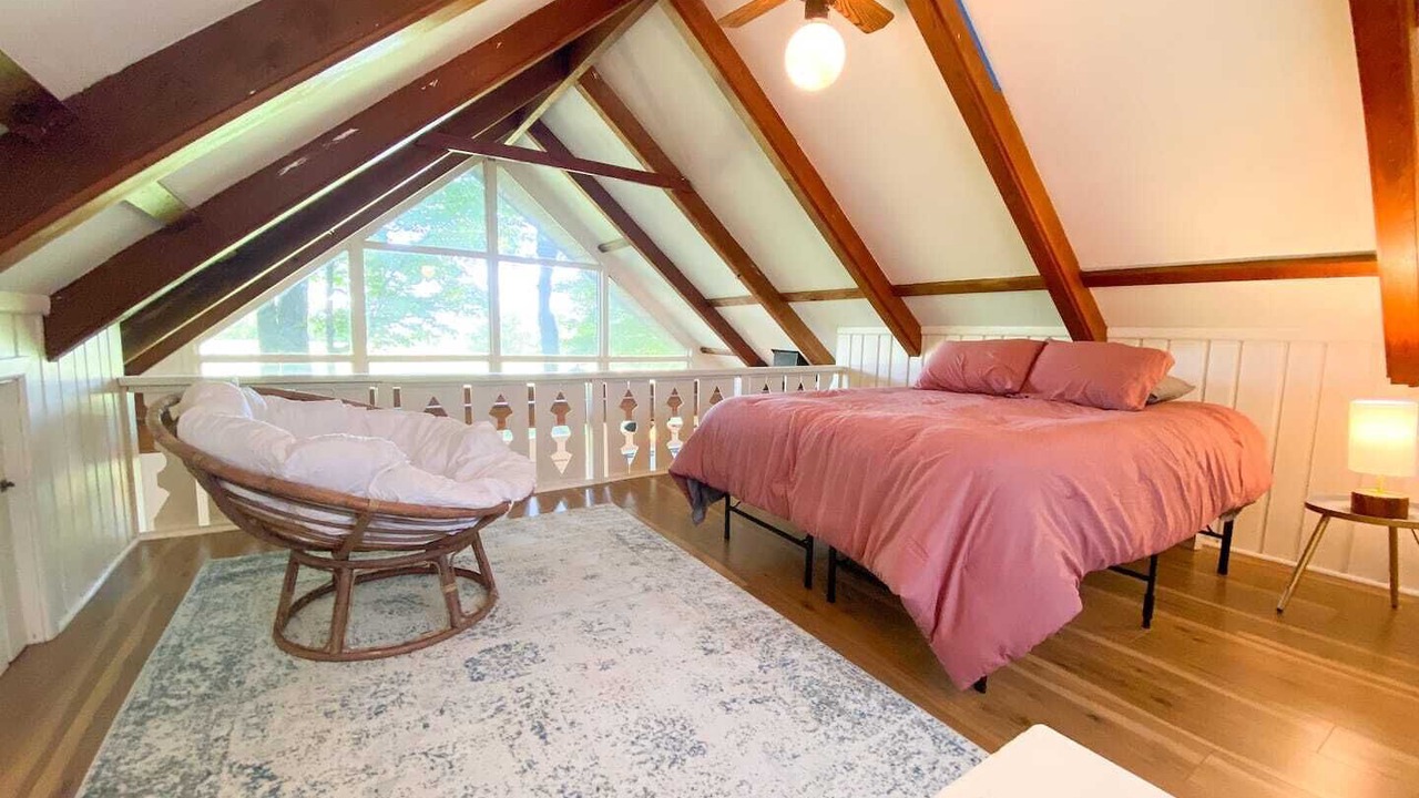 Photo of Bedroom in Indian Lake
