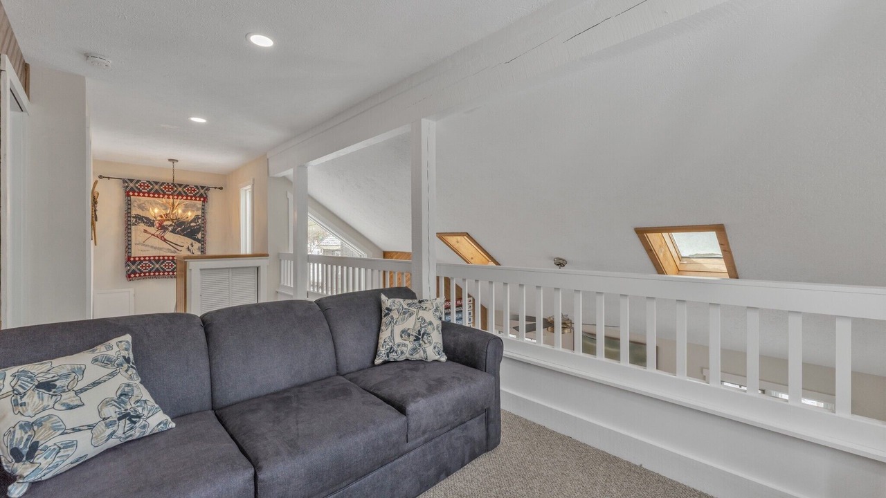 Photo of Livingroom in White Haven
