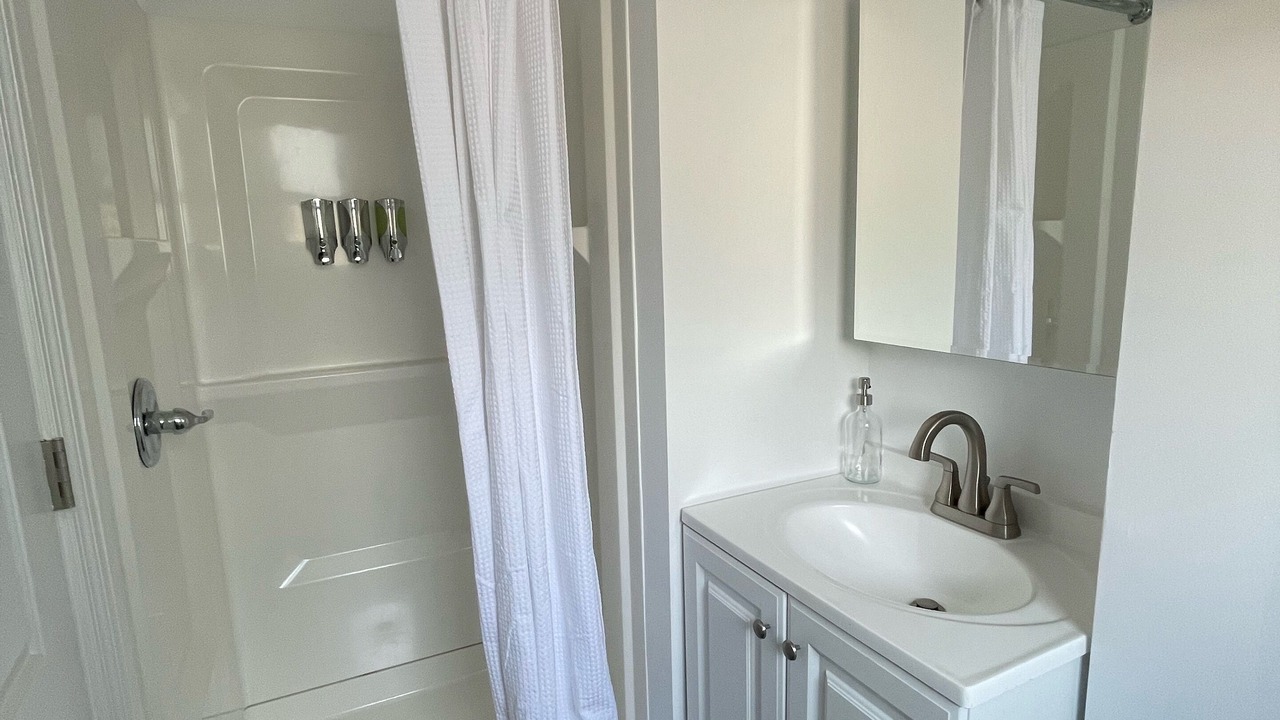 Photo of Bathroom in Mountain Dale