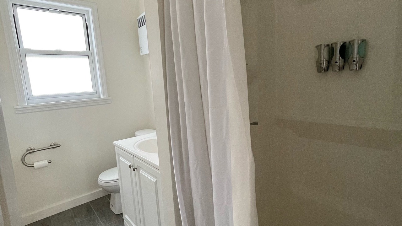 Photo of Bathroom in Mountain Dale