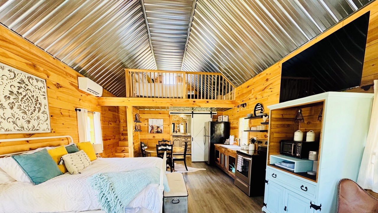 Photo of Bedroom in Mount Liberty