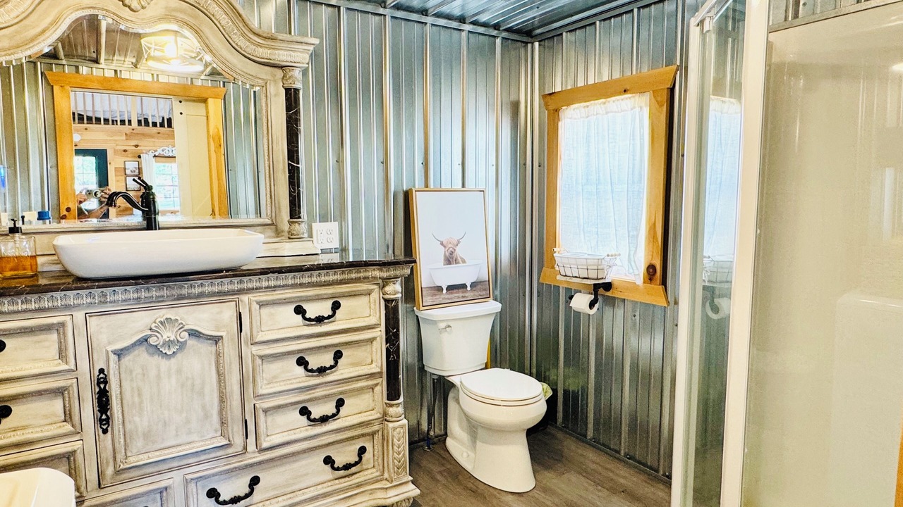 Photo of Bathroom in Mount Liberty