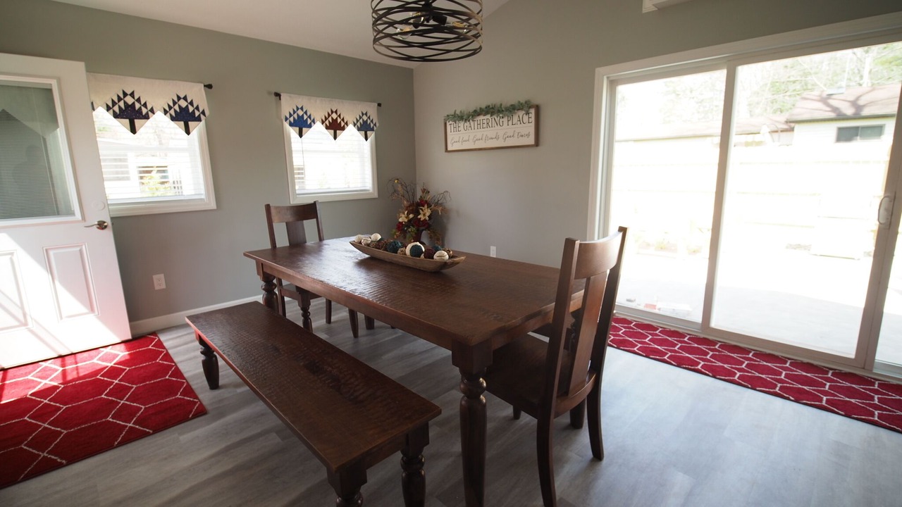 Photo of Livingroom in Conneaut Lake