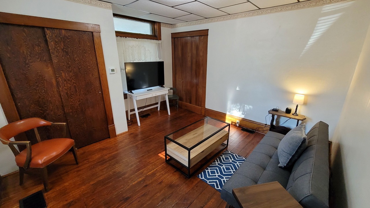 Photo of Livingroom in Corry