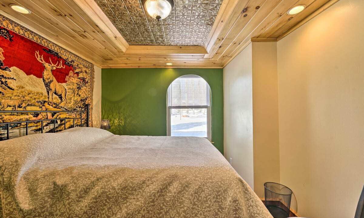 Photo of Bedroom in Russell