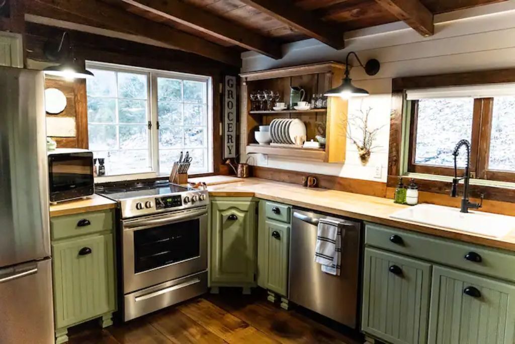 Photo of Kitchen in Hendersonville