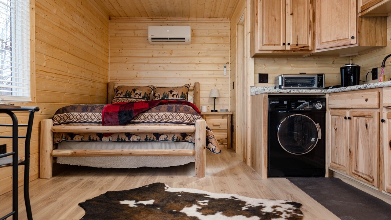 Photo of Bedroom in Bluff City