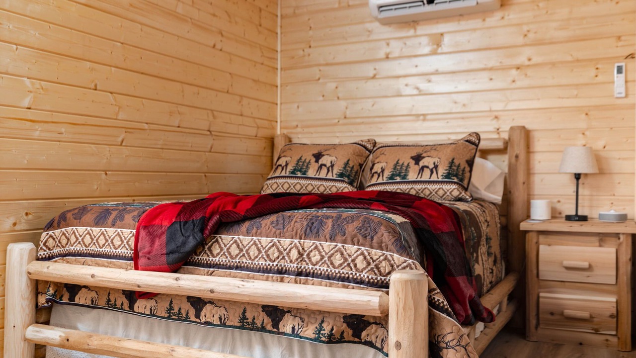 Photo of Bedroom in Bluff City