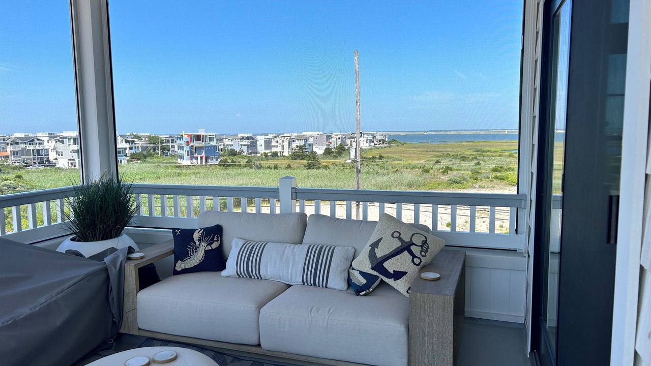 Photo of Livingroom in South Beach Haven