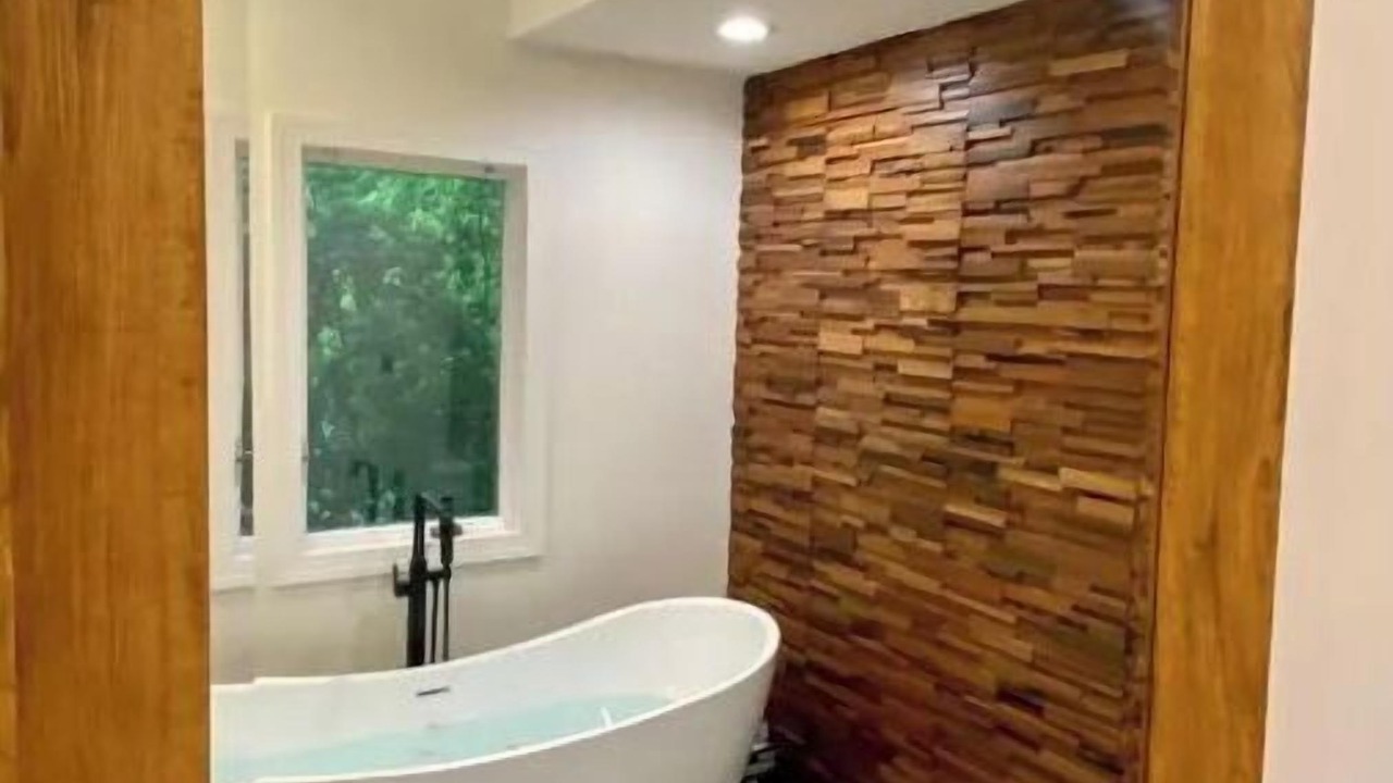 Photo of Bathroom in Red Bank - Tinton Falls