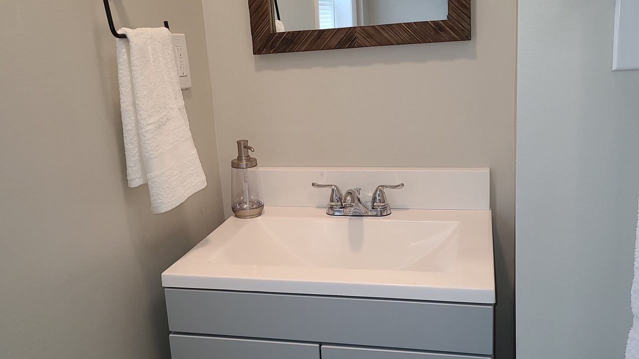 Photo of Bathroom in Elyria