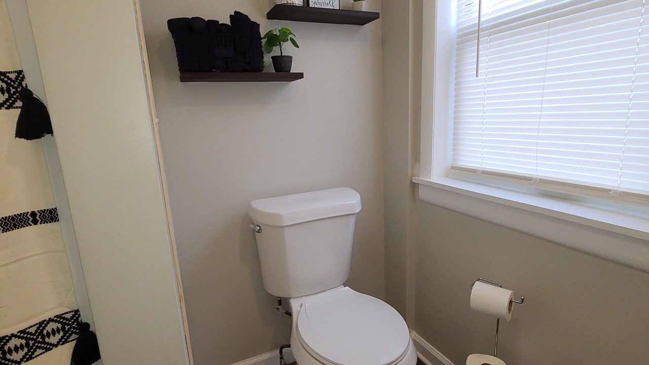 Photo of Bathroom in Elyria