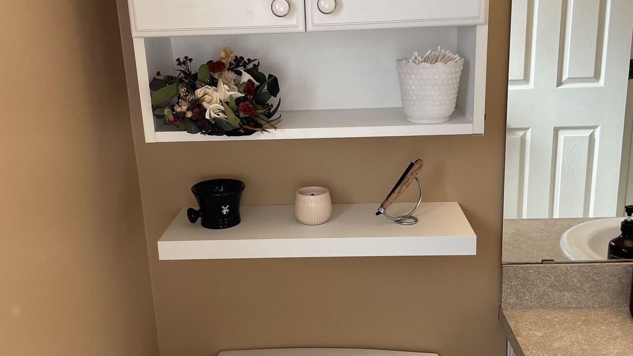 Photo of Bathroom in Jeffersonville - Clarksville