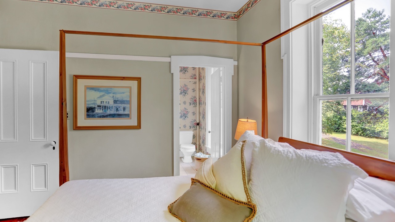 Photo of Bedroom in Spring Mills