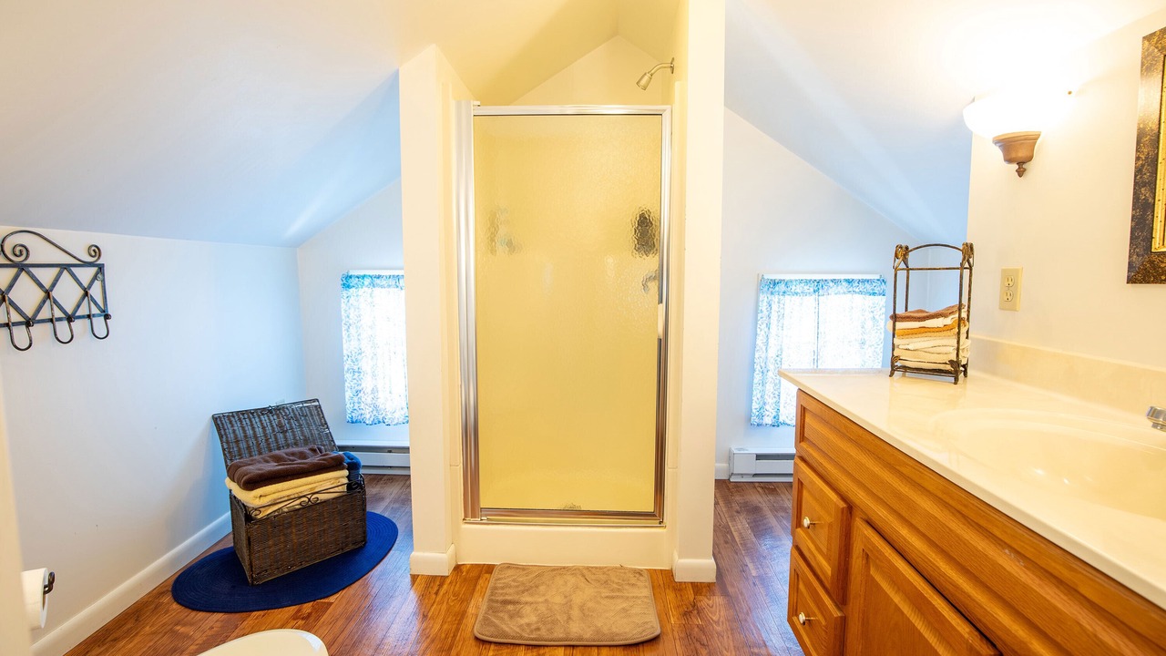 Photo of Bathroom in Bird In Hand