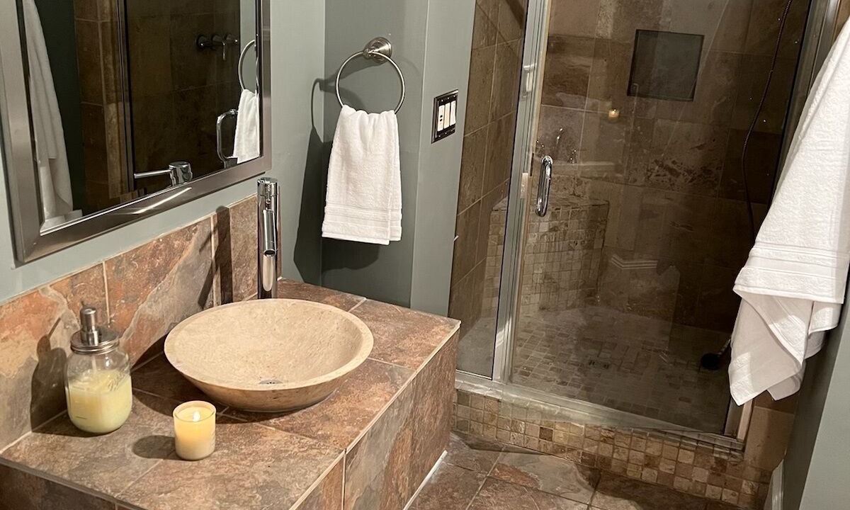 Photo of Bathroom in Ohio City