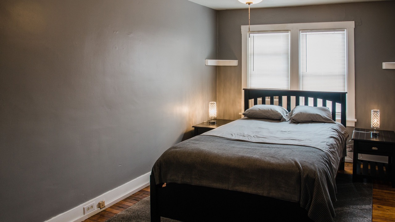 Photo of Bedroom in Swissvale