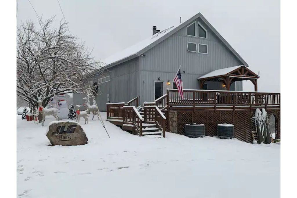 Photo of Outdoor in Harrisonville