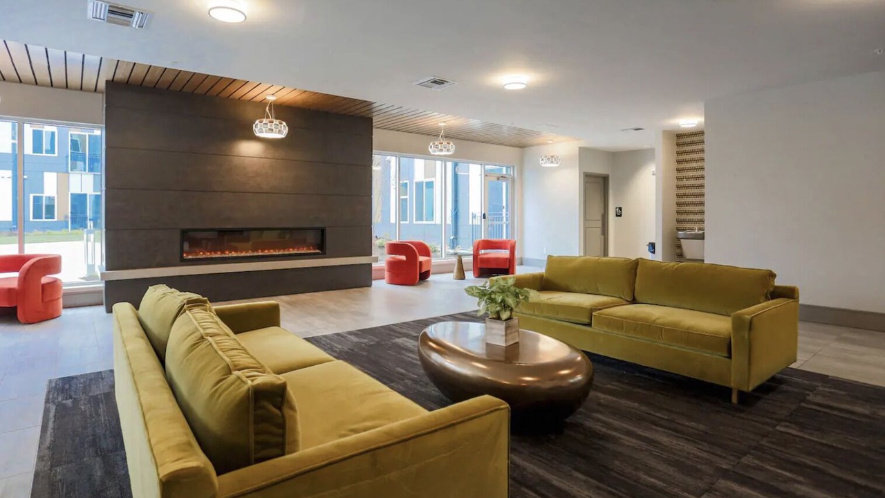 Photo of Livingroom in Downtown Baltimore