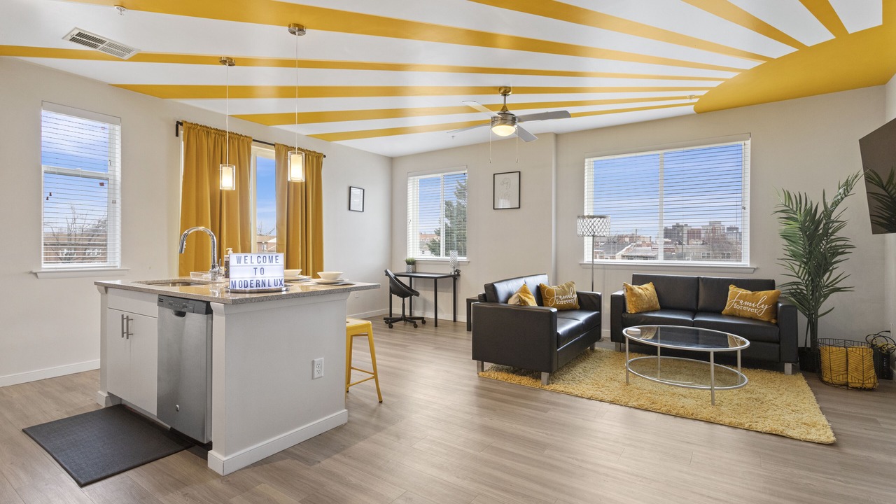 Photo of Livingroom in Downtown Baltimore