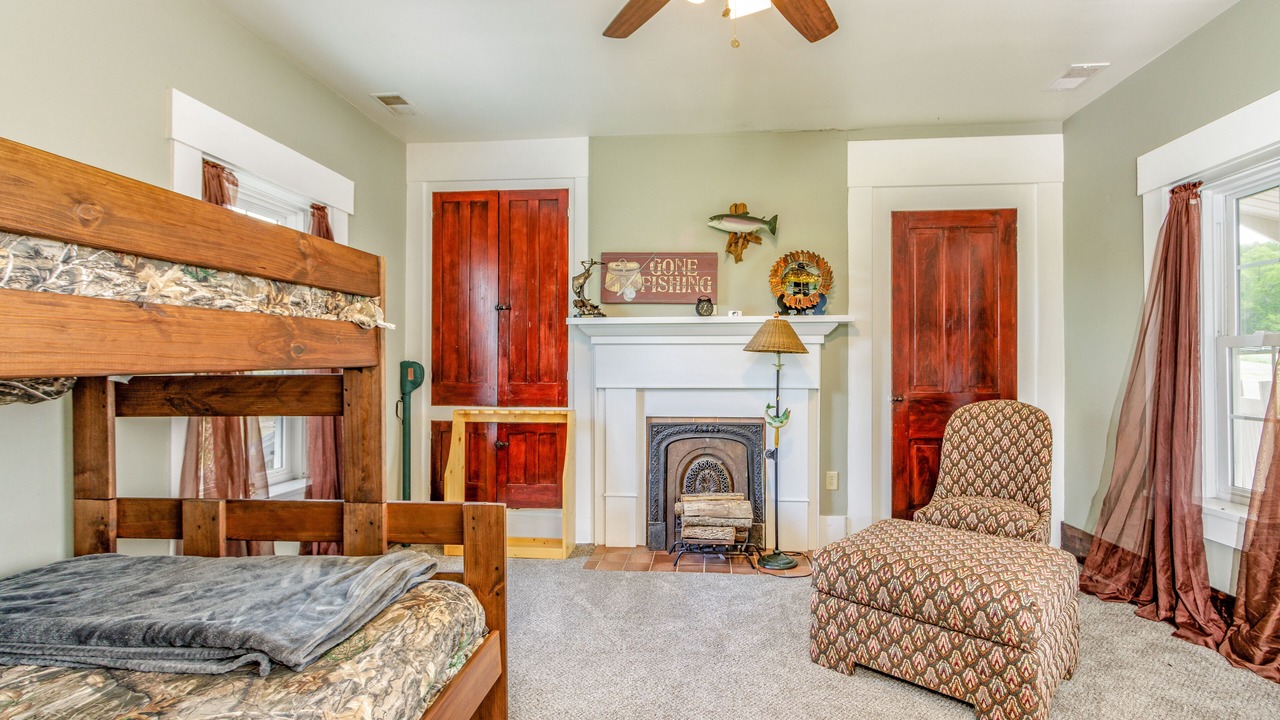 Photo of Bedroom in East Millsboro