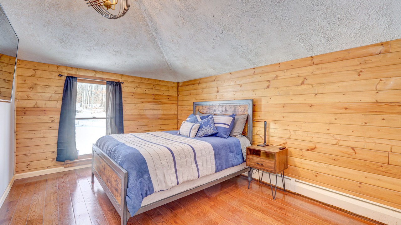 Photo of Bedroom in East Stroudsburg
