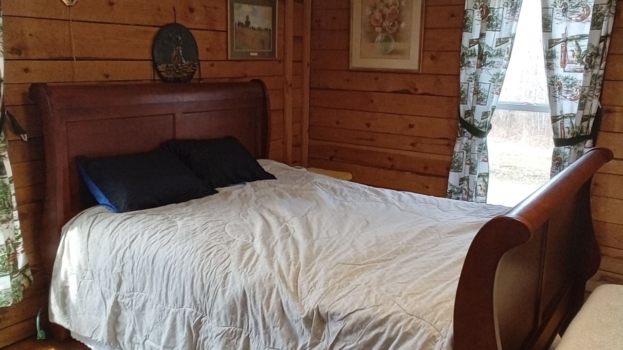 Photo of Bedroom in Carbon Hill