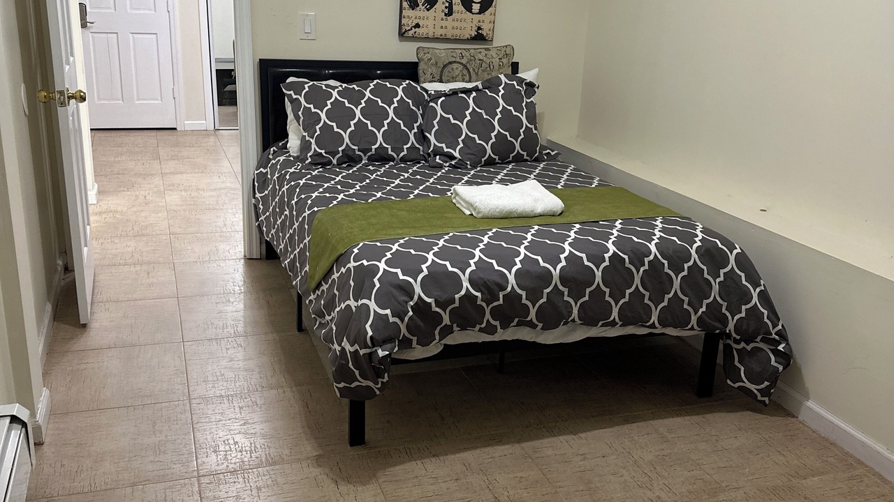 Photo of Bedroom in Ocean Parkway