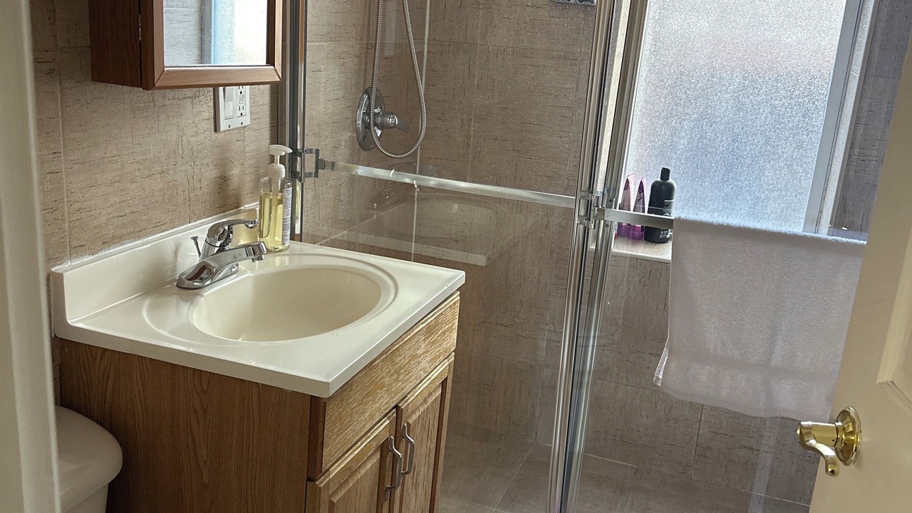 Photo of Bathroom in Ocean Parkway