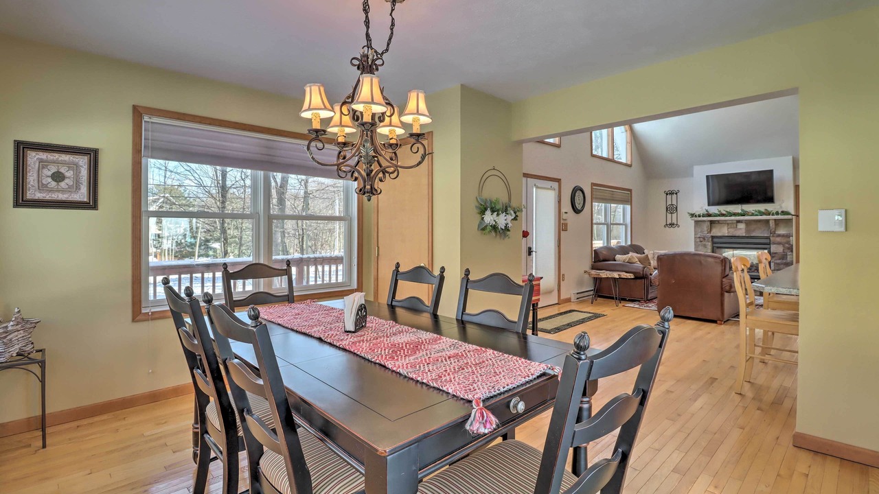 Photo of Livingroom in Albrightsville