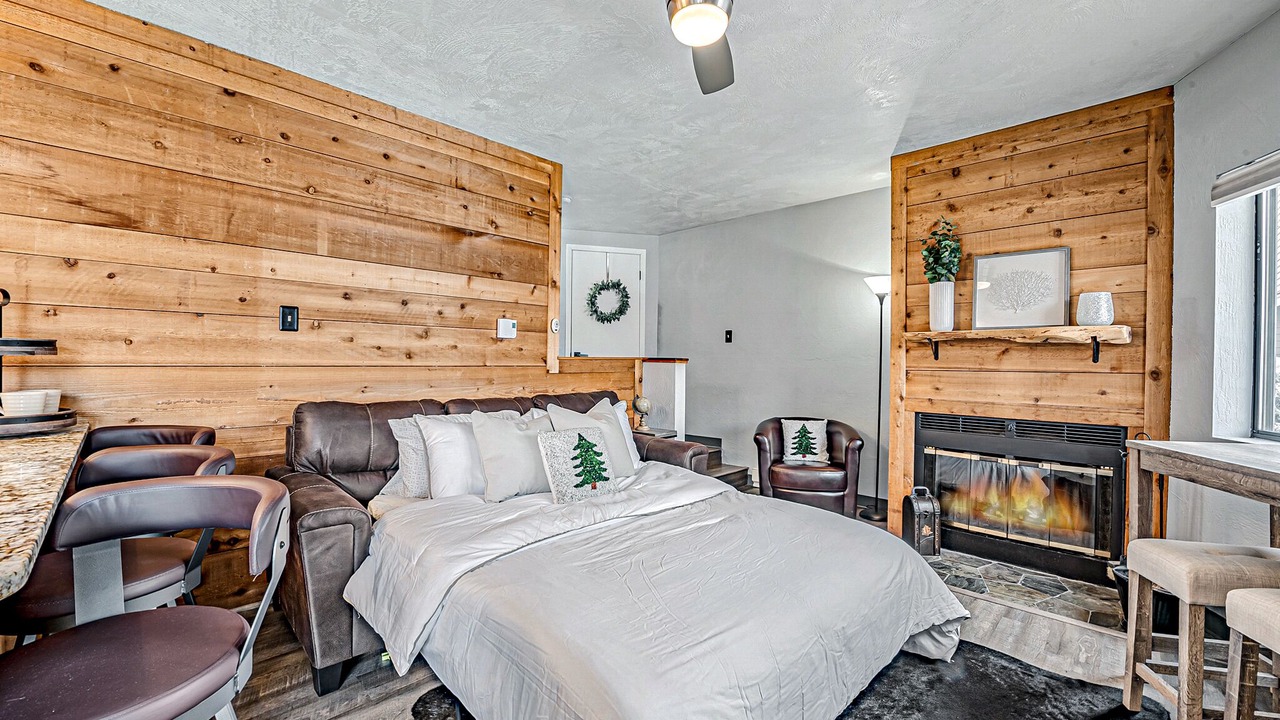 Photo of Bedroom in Hidden Valley