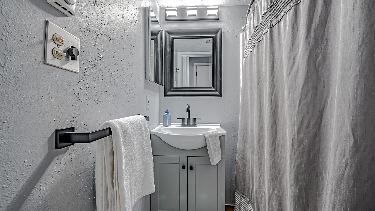 Photo of Bathroom in Hidden Valley