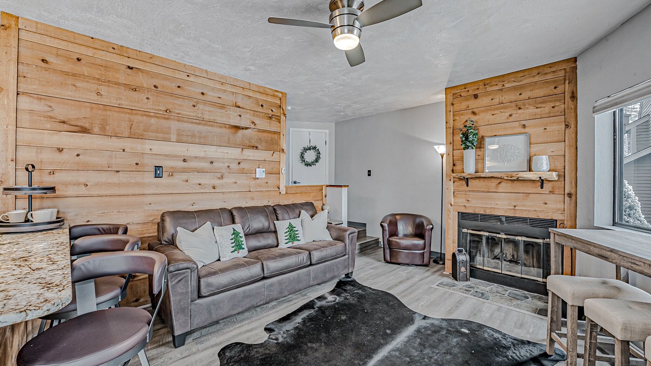Photo of Livingroom in Hidden Valley