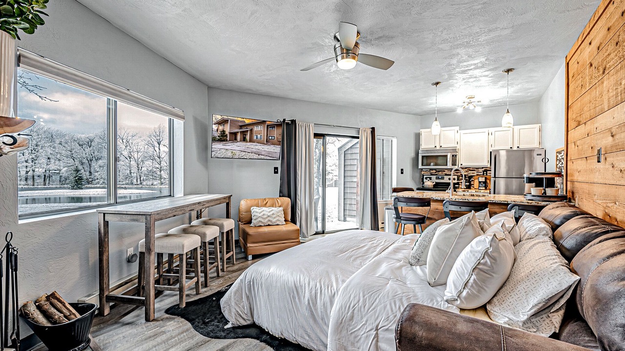 Photo of Bedroom in Hidden Valley