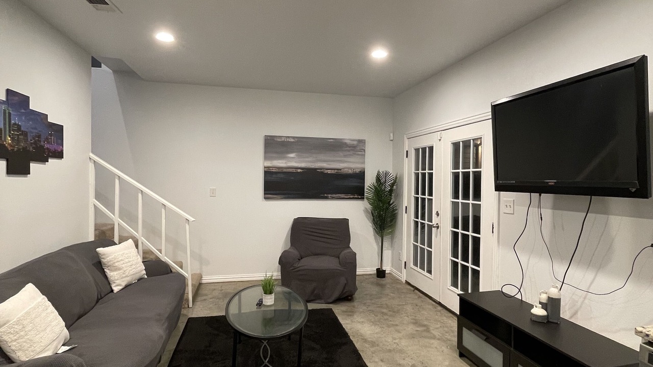 Photo of Livingroom in West Dallas