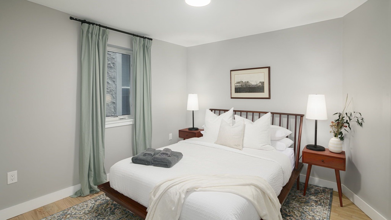 Photo of Bedroom in Queen Village