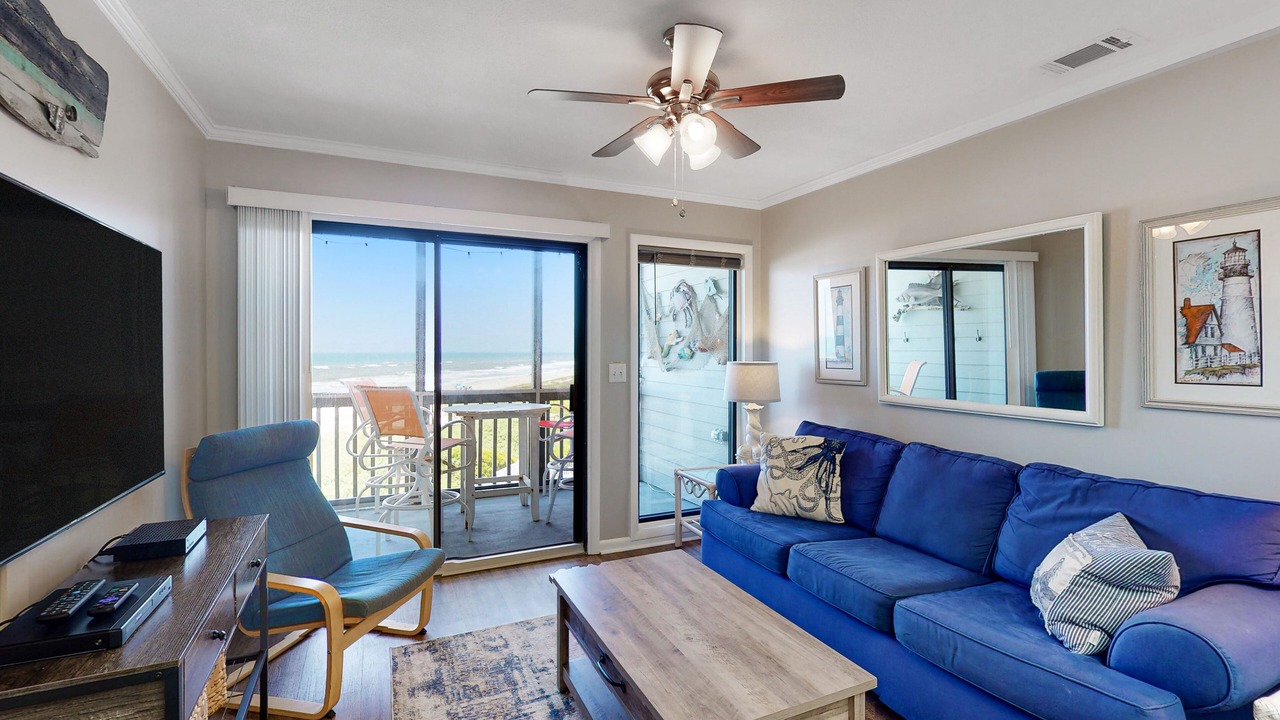 Photo of Livingroom in Atlantic Beach