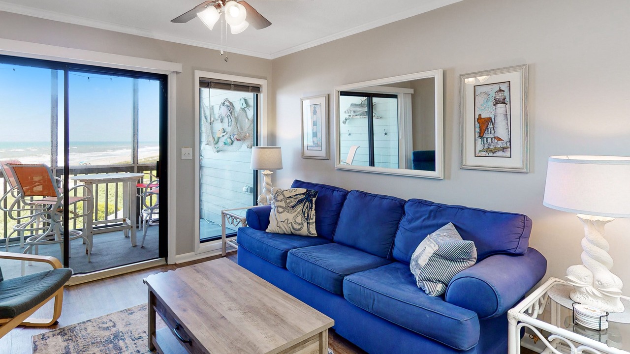 Photo of Livingroom in Atlantic Beach