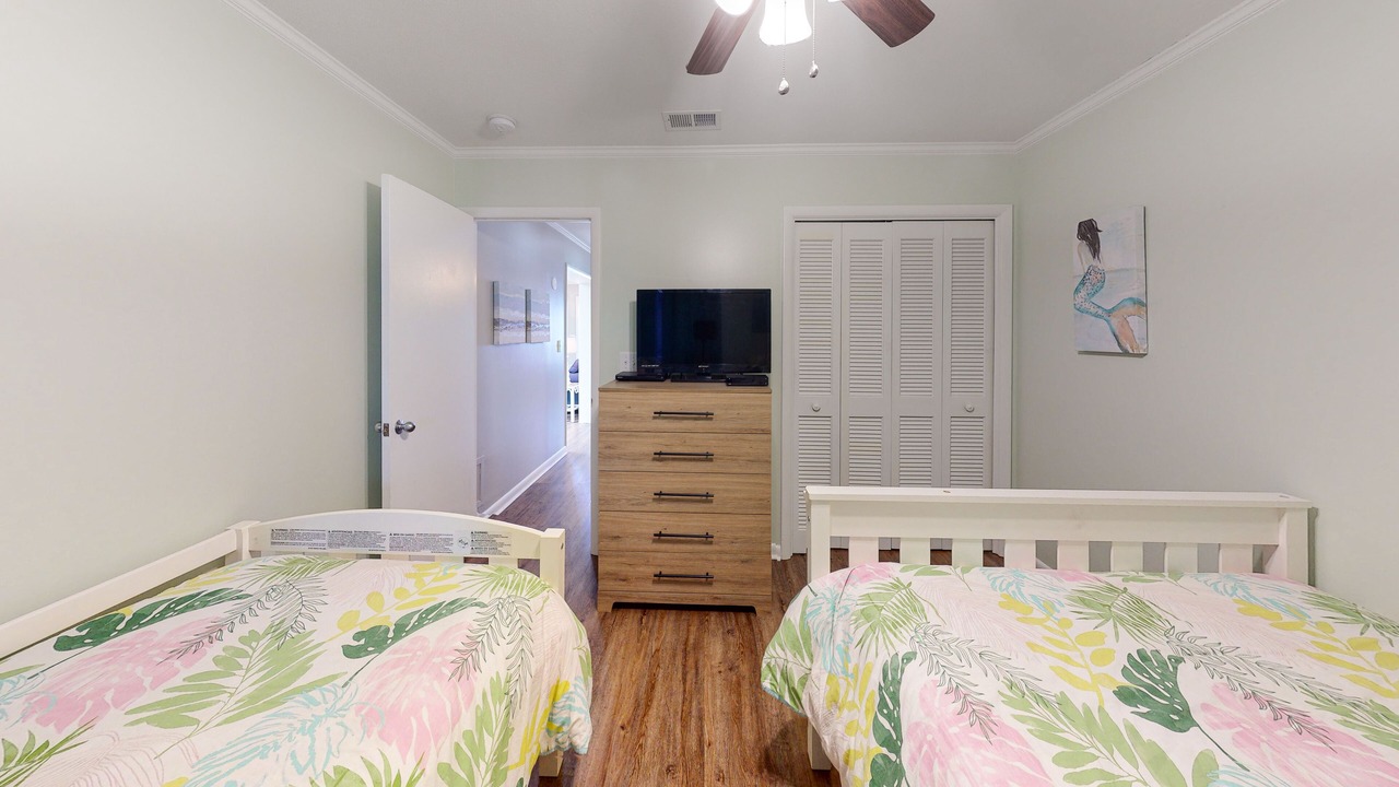 Photo of Bedroom in Atlantic Beach