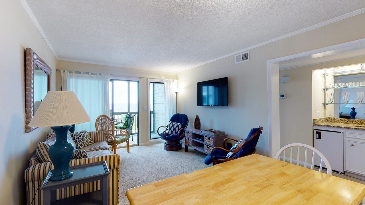 Photo of Livingroom in Atlantic Beach